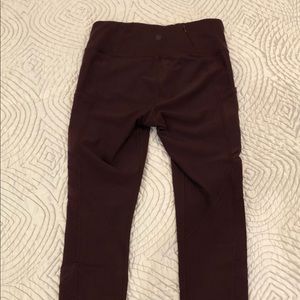 Athleta leggings, two phone pockets, size small
